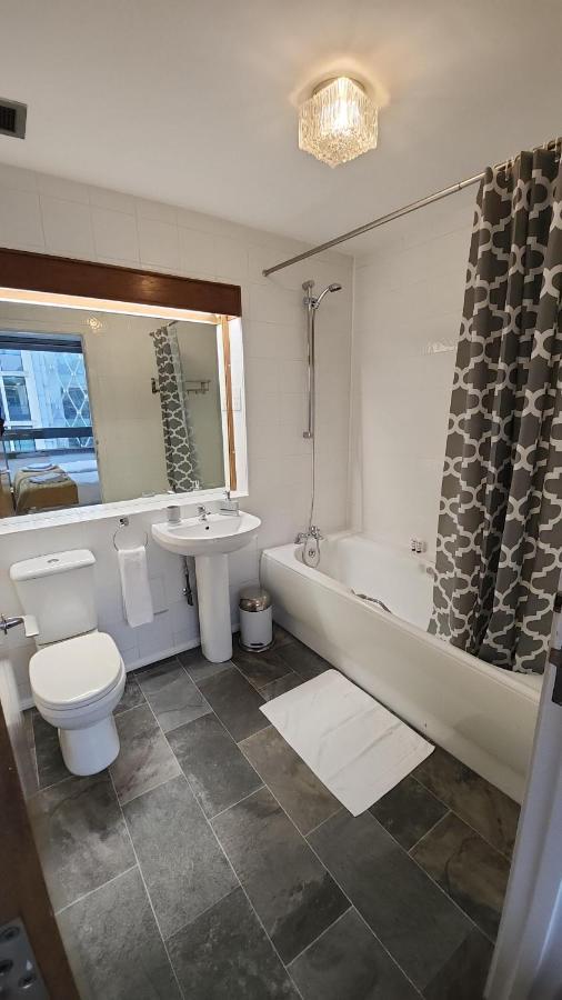 Top Floor Room In Baker St ロンドン エクステリア 写真